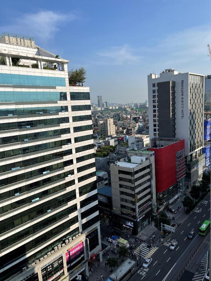 Hongdae Residence-2 1Min From Hongik Uni Station Exit #1 سيول المظهر الخارجي الصورة