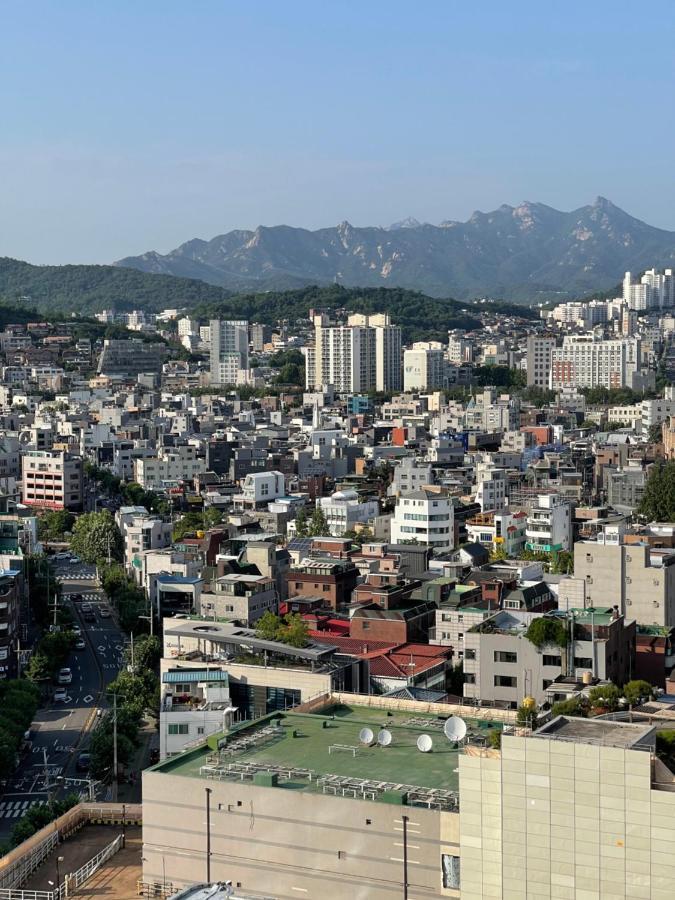 Hongdae Residence-2 1Min From Hongik Uni Station Exit #1 سيول المظهر الخارجي الصورة